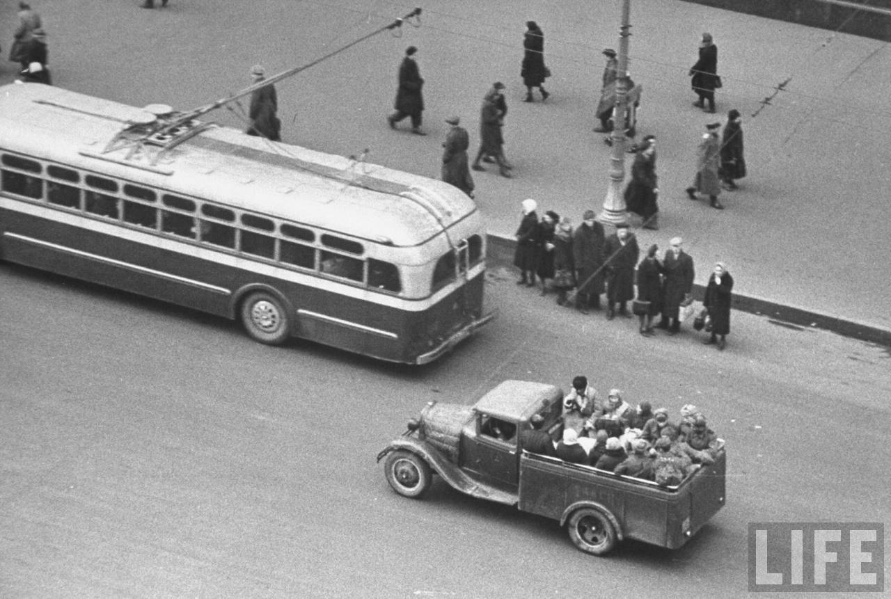 Удивительно, но на большинстве сохранившихся фотоснимков запечатлены ...